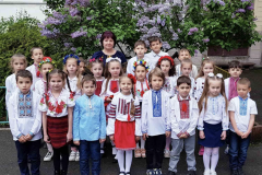 Вітання з Днем вишиванки від учнів
