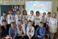 Вітання з Днем вишиванки від учнів